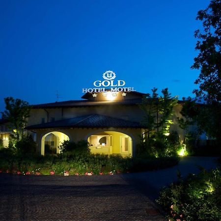 Hotel Motel Gold Calcinate المظهر الخارجي الصورة