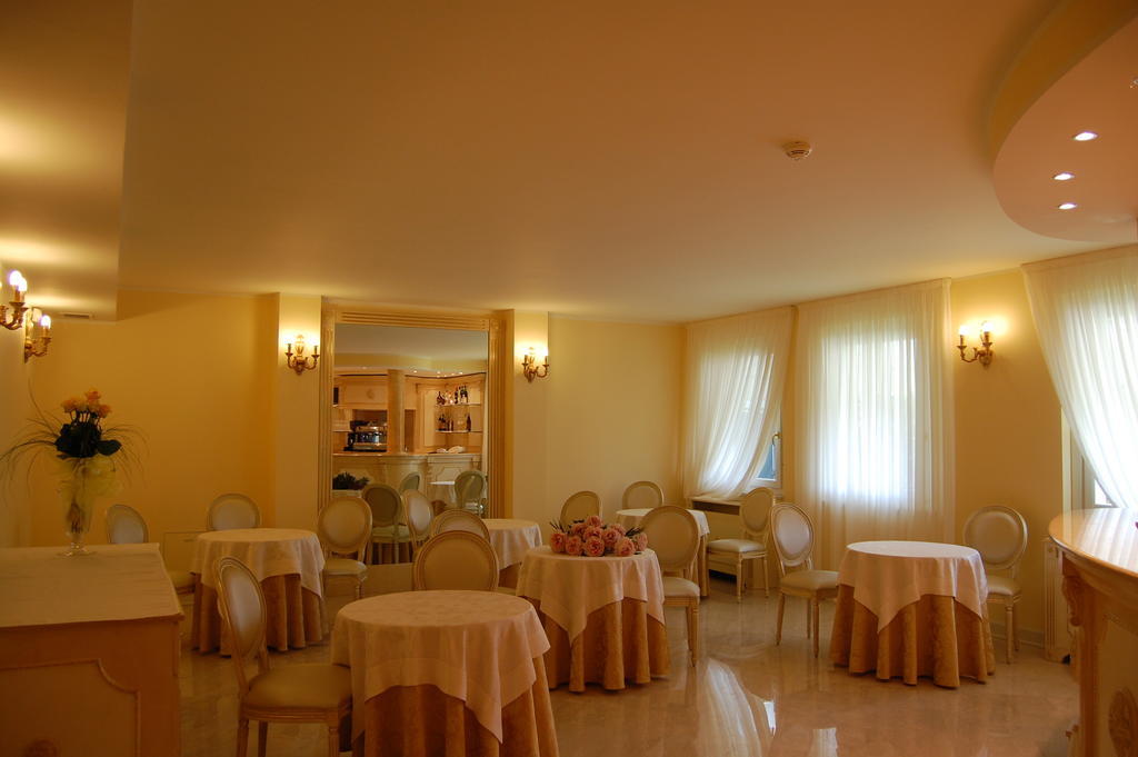 Hotel Motel Gold Calcinate المظهر الخارجي الصورة