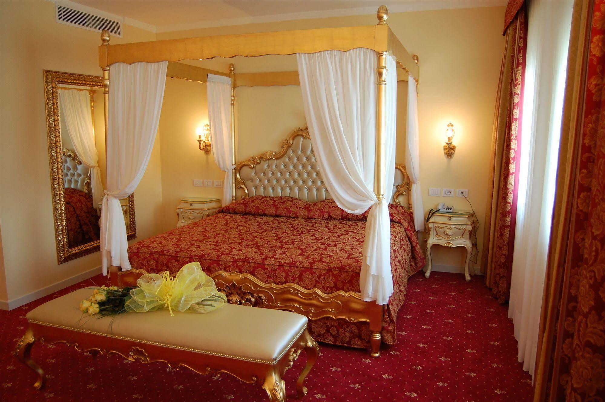 Hotel Motel Gold Calcinate المظهر الخارجي الصورة