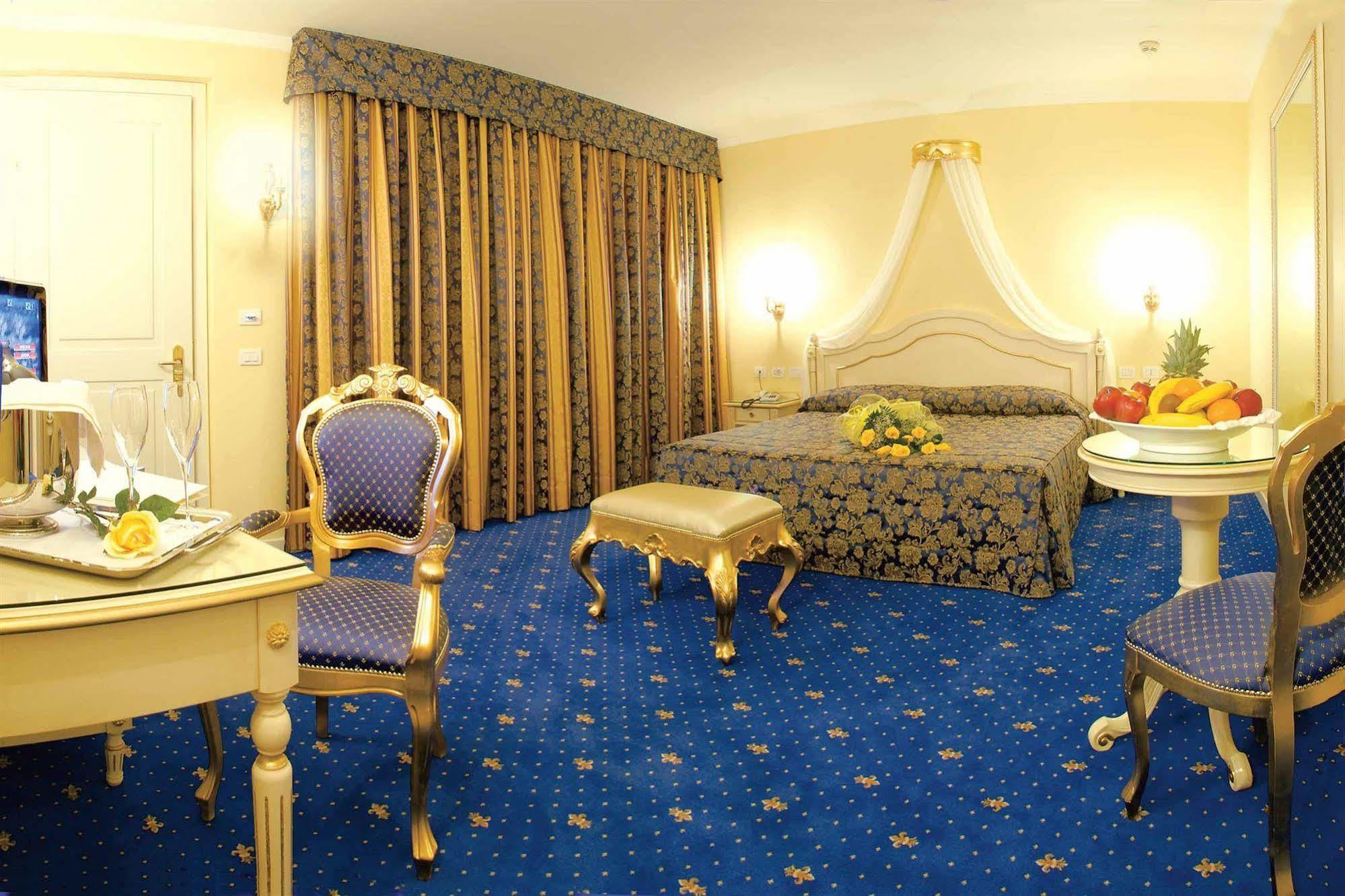 Hotel Motel Gold Calcinate المظهر الخارجي الصورة